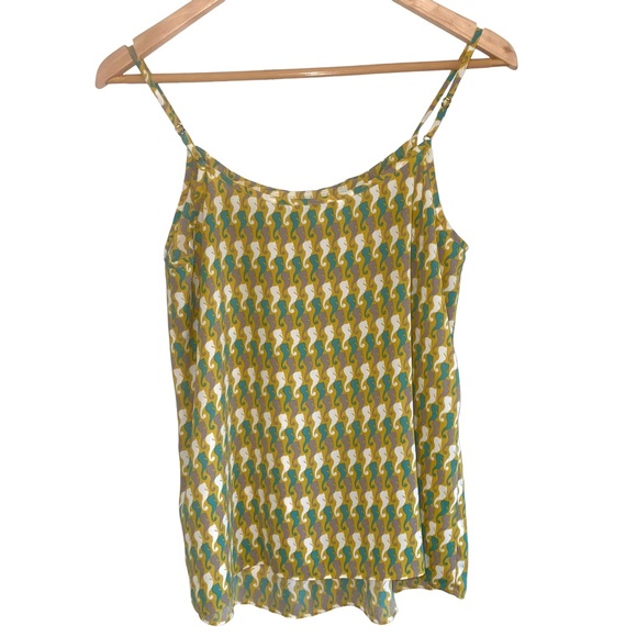 CAbi Cami Tank Top Seahorse Novelty
Print #411-Size Small - Picture 5 of 8